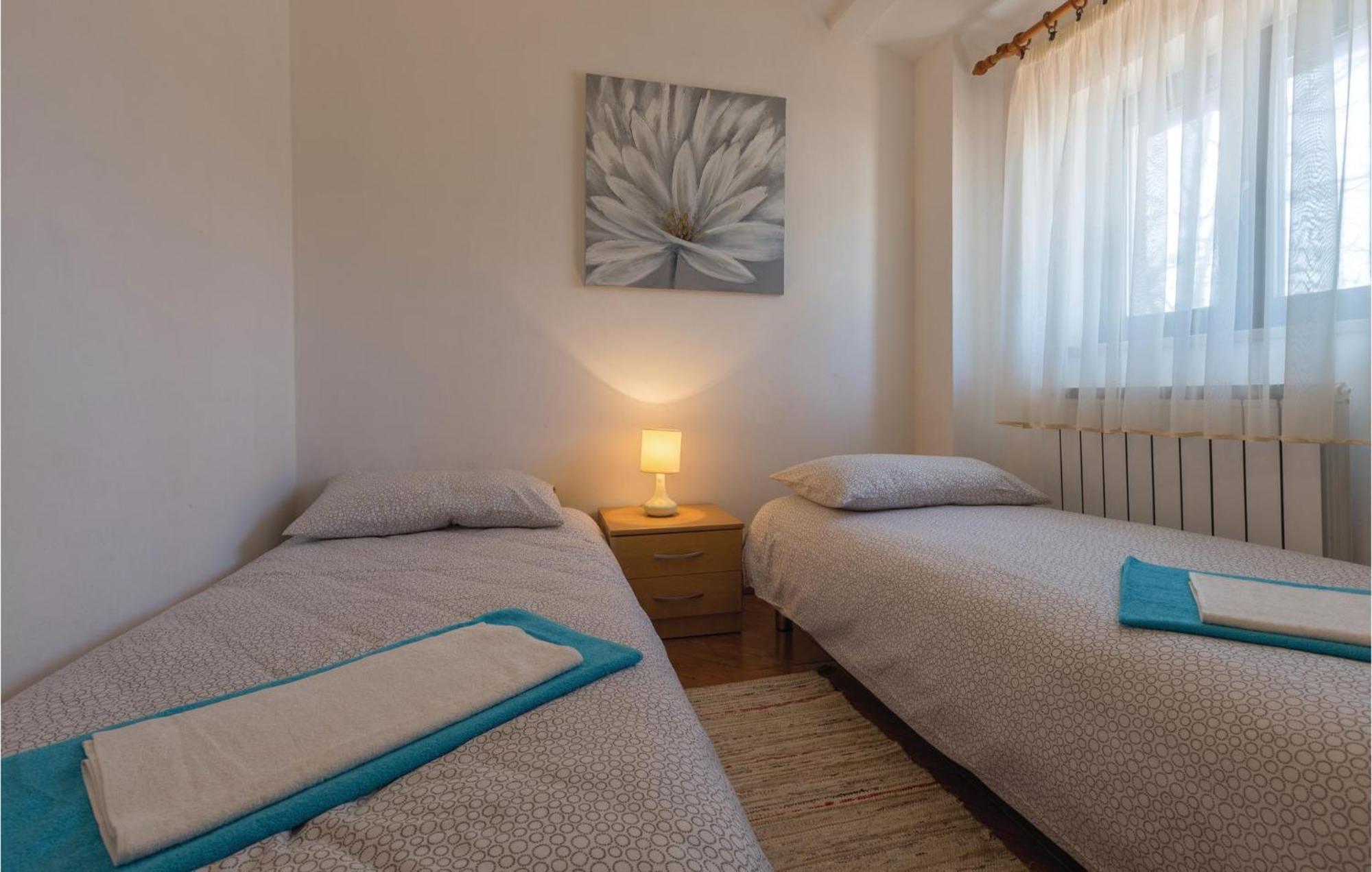 Amazing Apartment In Pazin With Wifi Katun Lindarski Exteriér fotografie